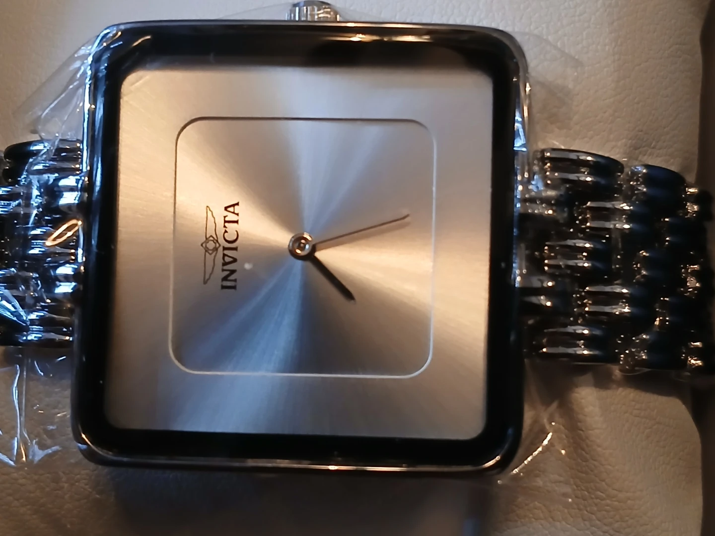 INVICTA - photo 5
