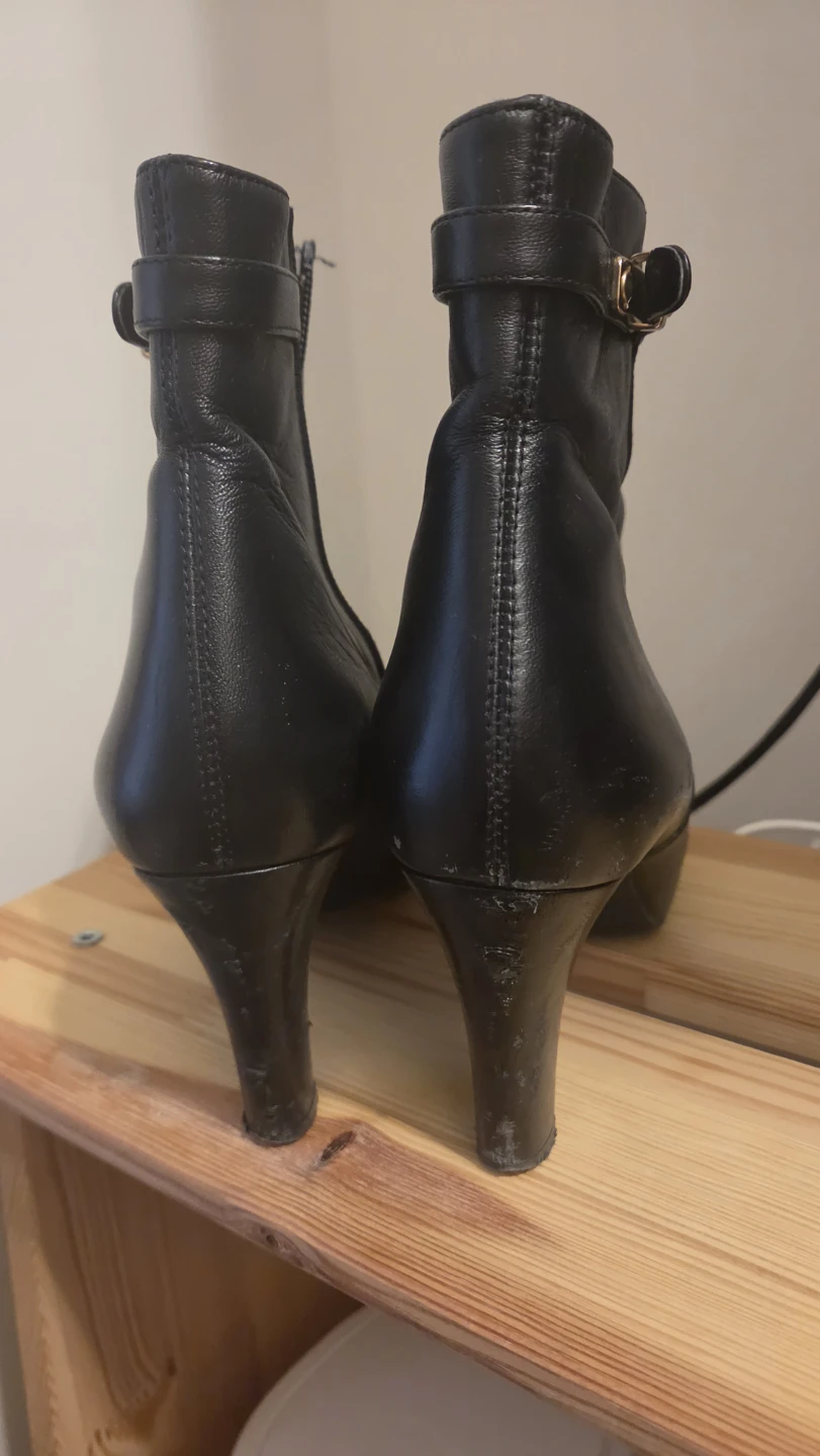 Black leather Ankle Boots Size 9 | 40 - photo 2