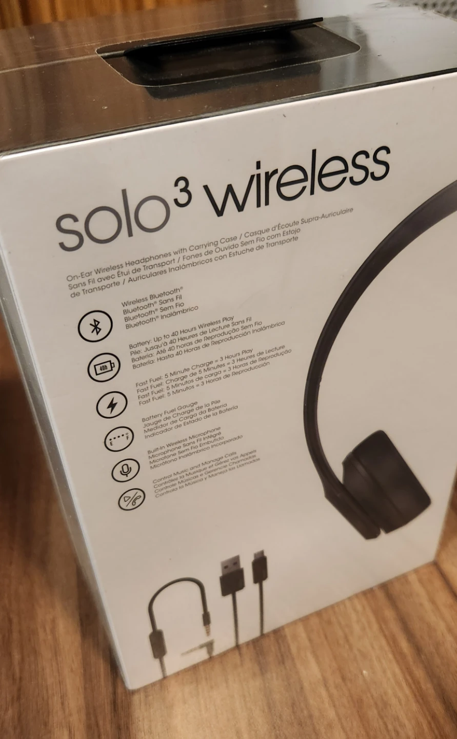 New in Box, Beats Solo3 Wireless Headphones - photo 2