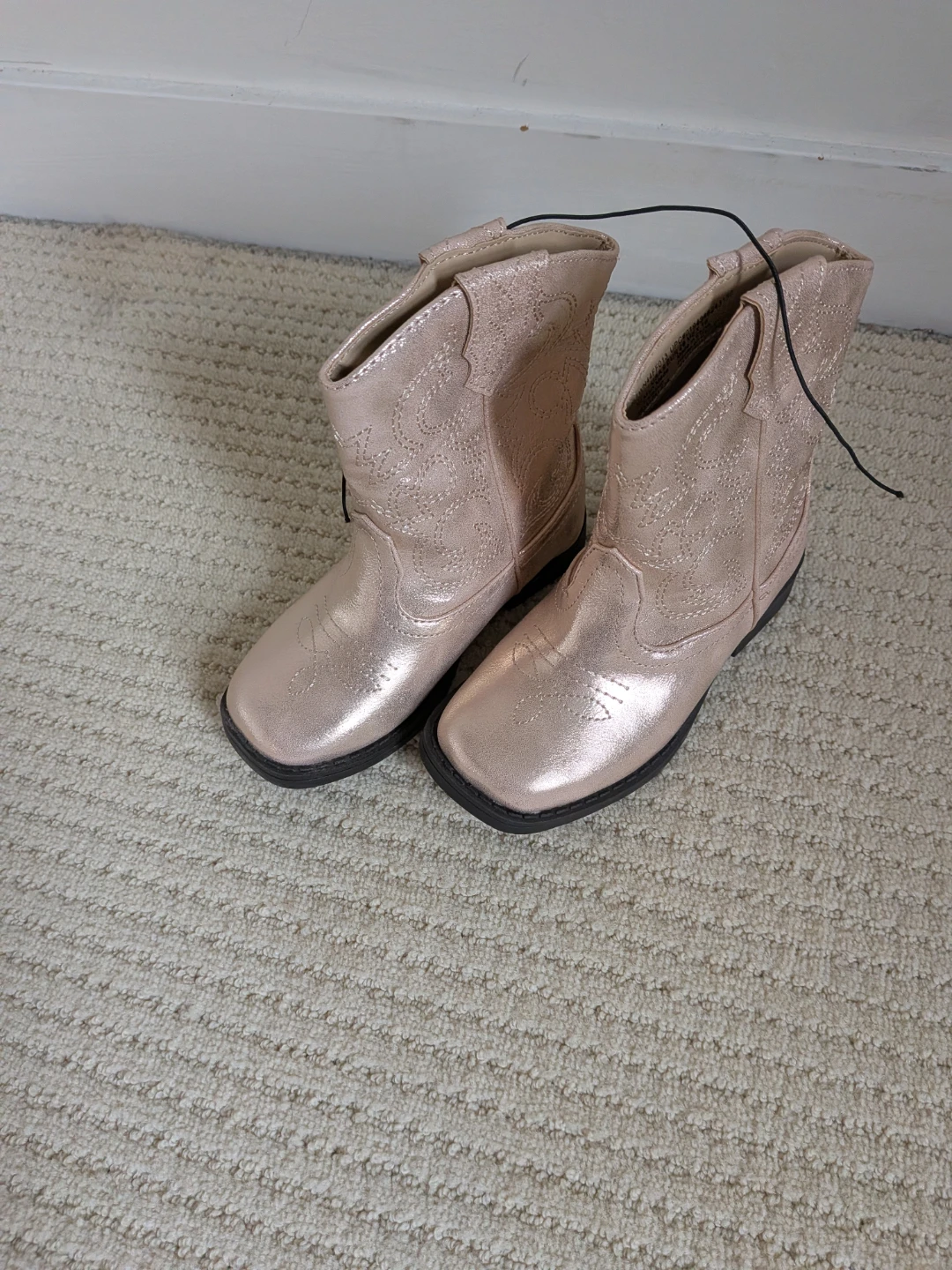 Wonder Nation Metallic Rose Gold Cowboy Boots(size 9) - photo 3