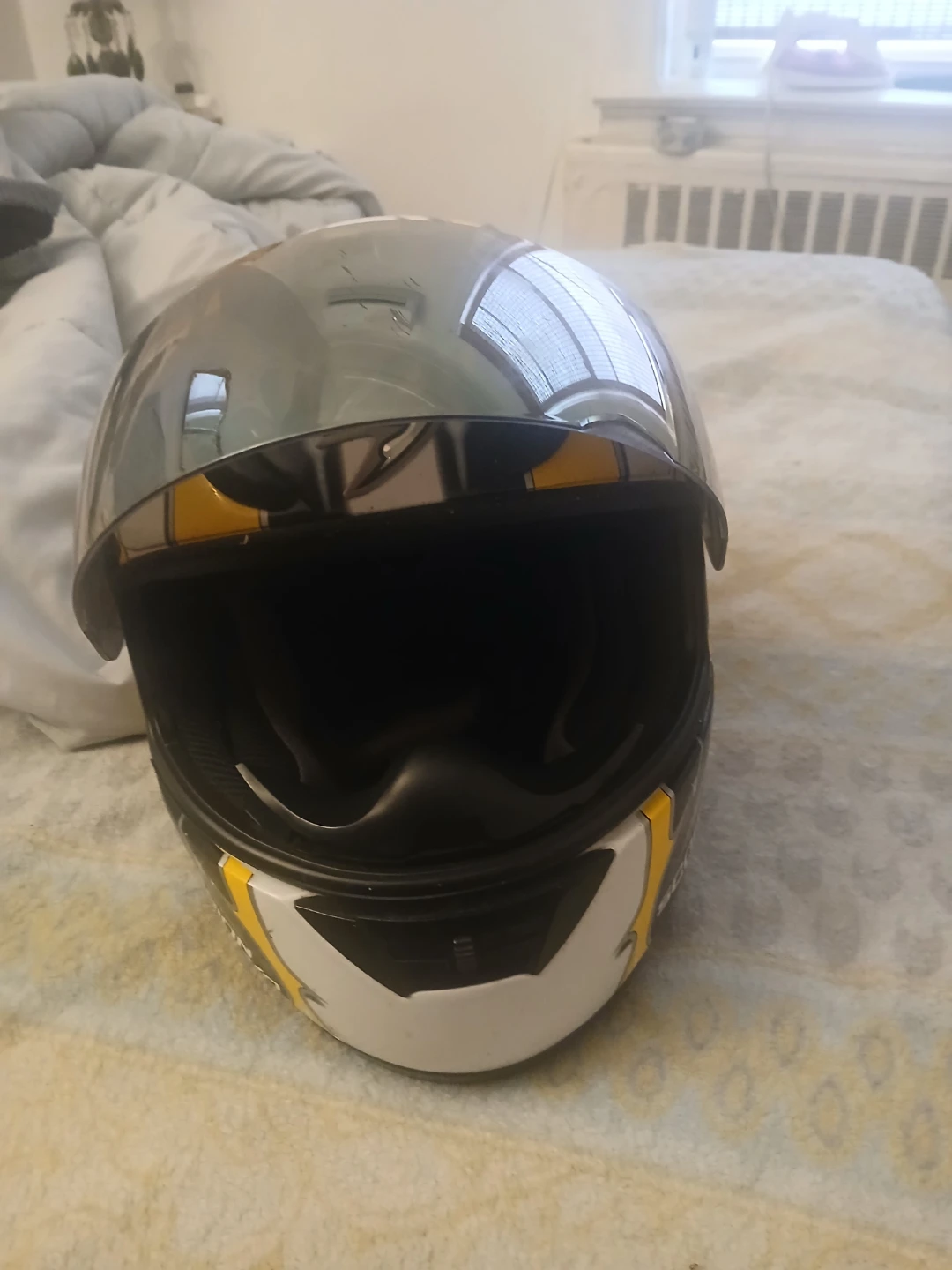 Scorpion Motorcycle Helmet White/Yellow - photo 2