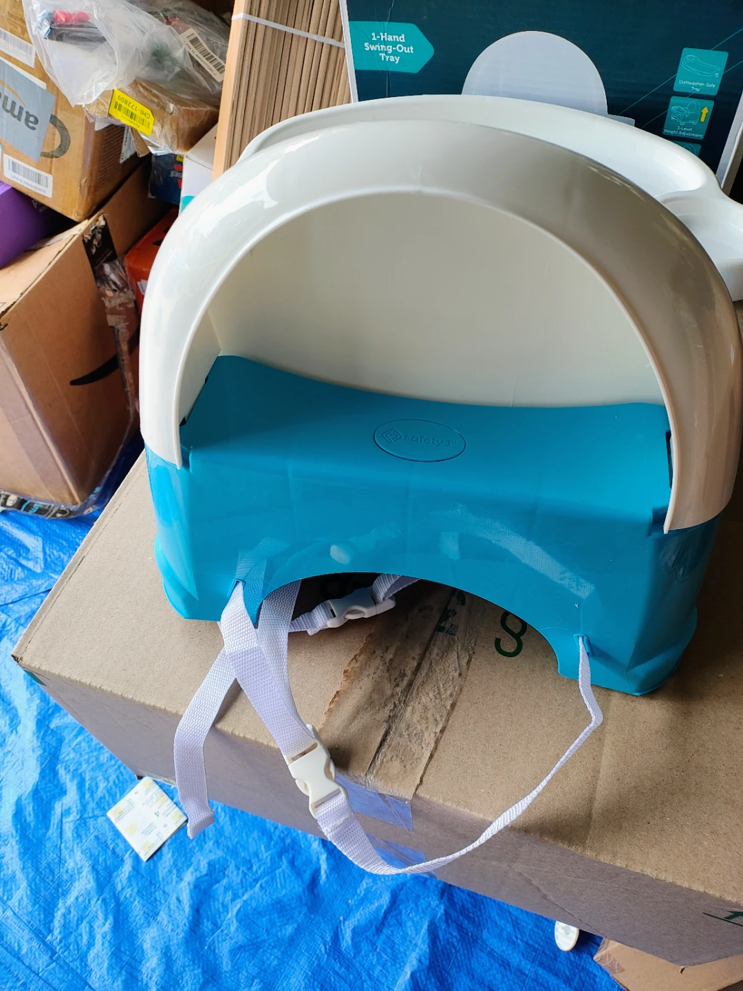 Safety 1st Easy Care Swing Tray Feeding Booster - photo 3