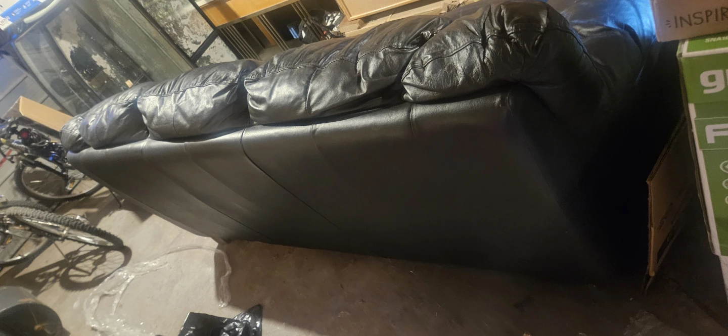 Black Leather Sofa - photo 4