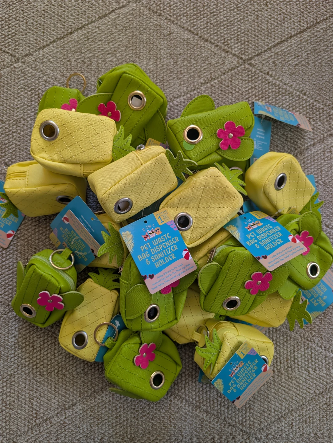PET/DOG WASTE POOP BAG KEYCHAINS
