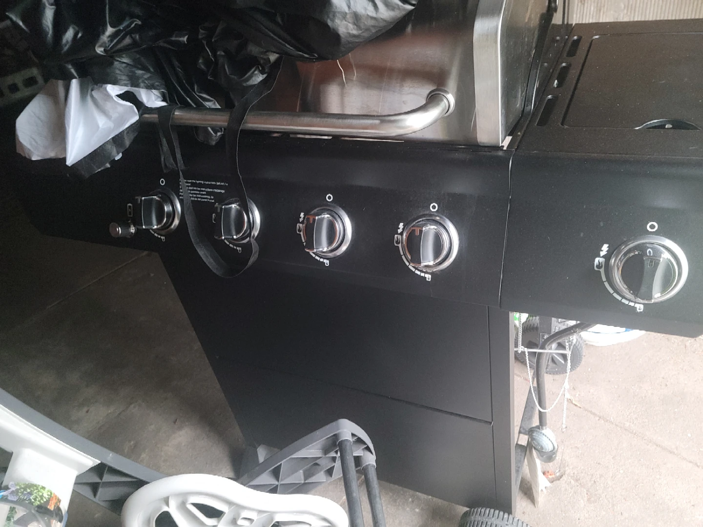 Nexgrill 4-Burner Gas Grill with Propane Tank - photo 4