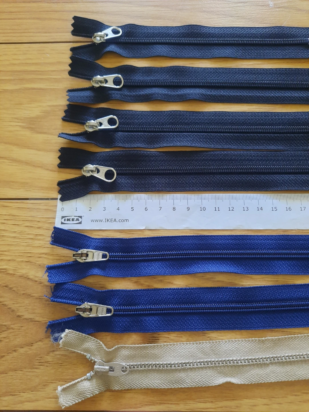 Assorted Sewing Zippers, Various Colours - photo 2