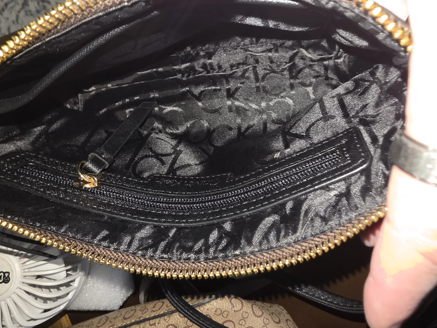 Calvin Klein Signature Monogram Crossbody Bag - photo 3