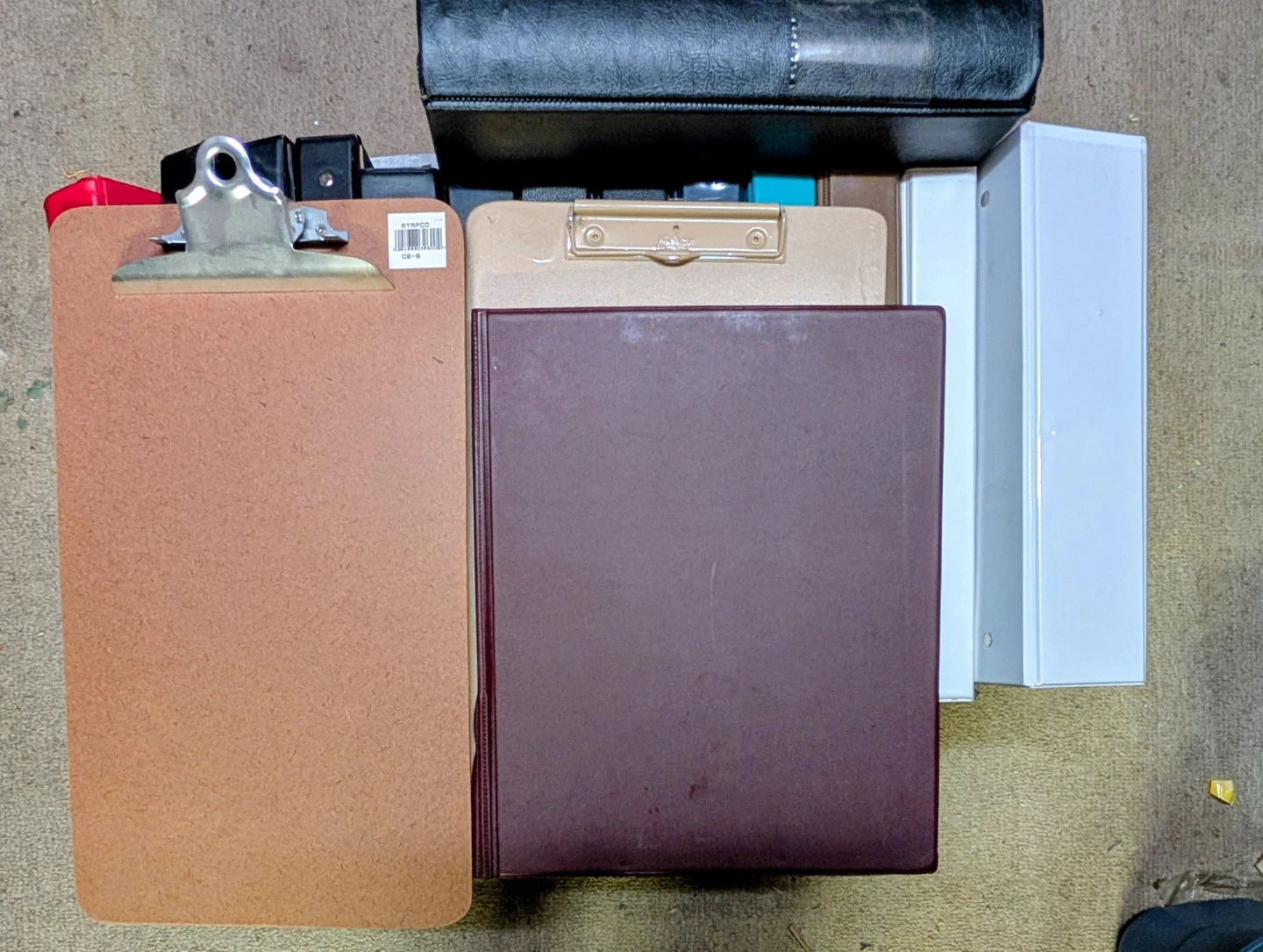 Assorted Binders and Clipboards Bundle - photo 2