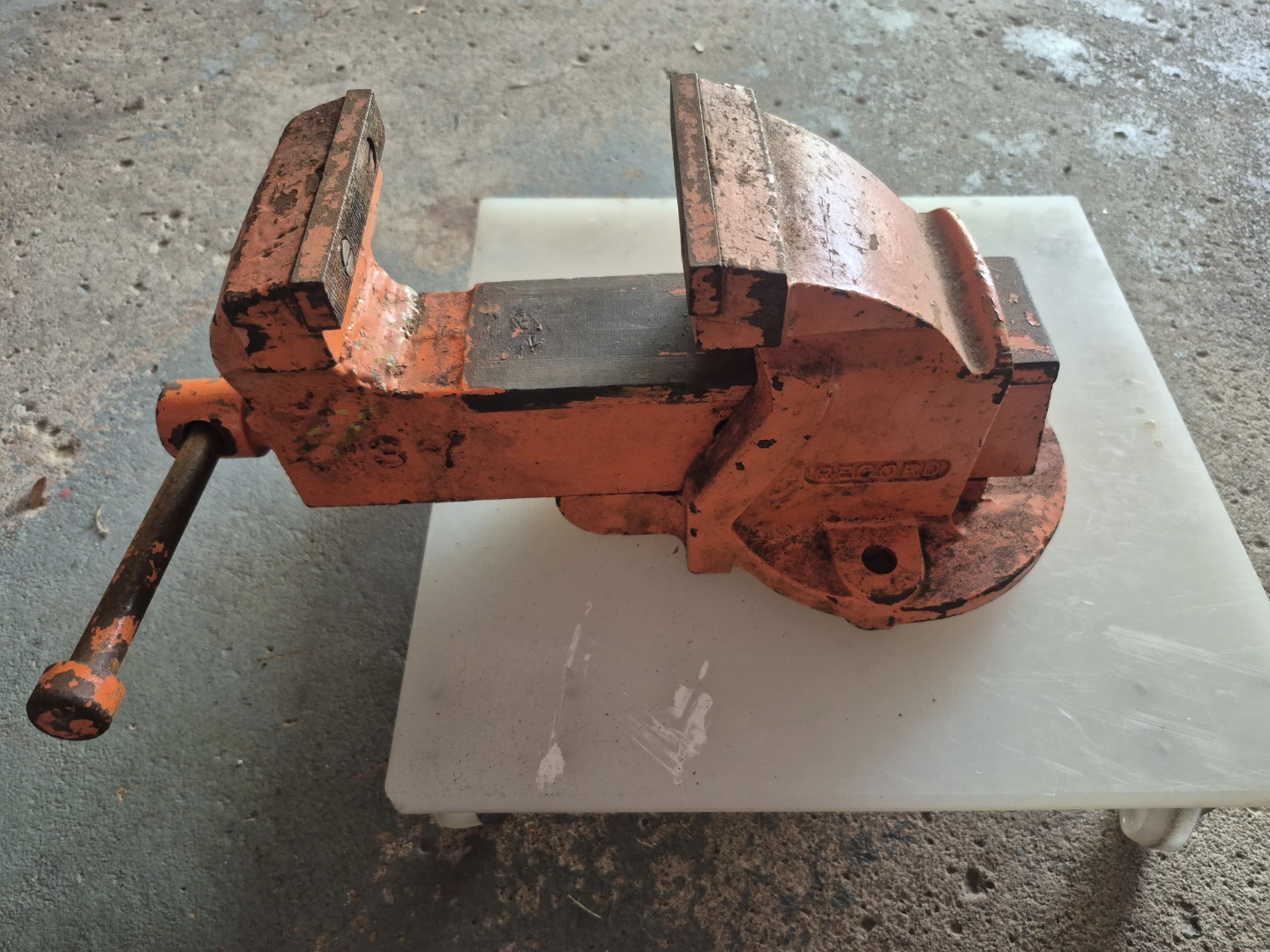 Bench Vise - photo 3