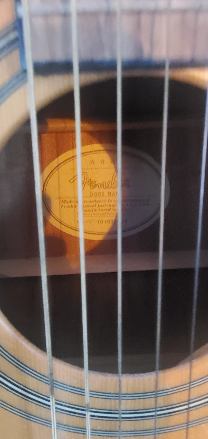 Fender DG8S Acoustic Guitar with stand - photo 3