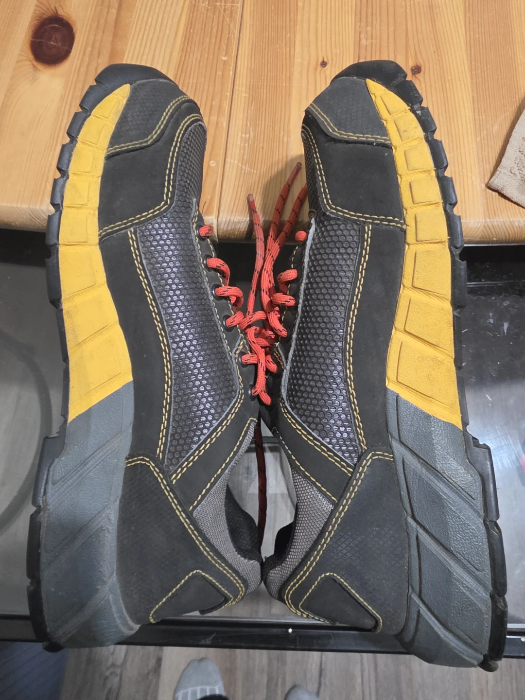 Caterpillar Work Shoes - SZ 8 STEEL TOES - photo 3