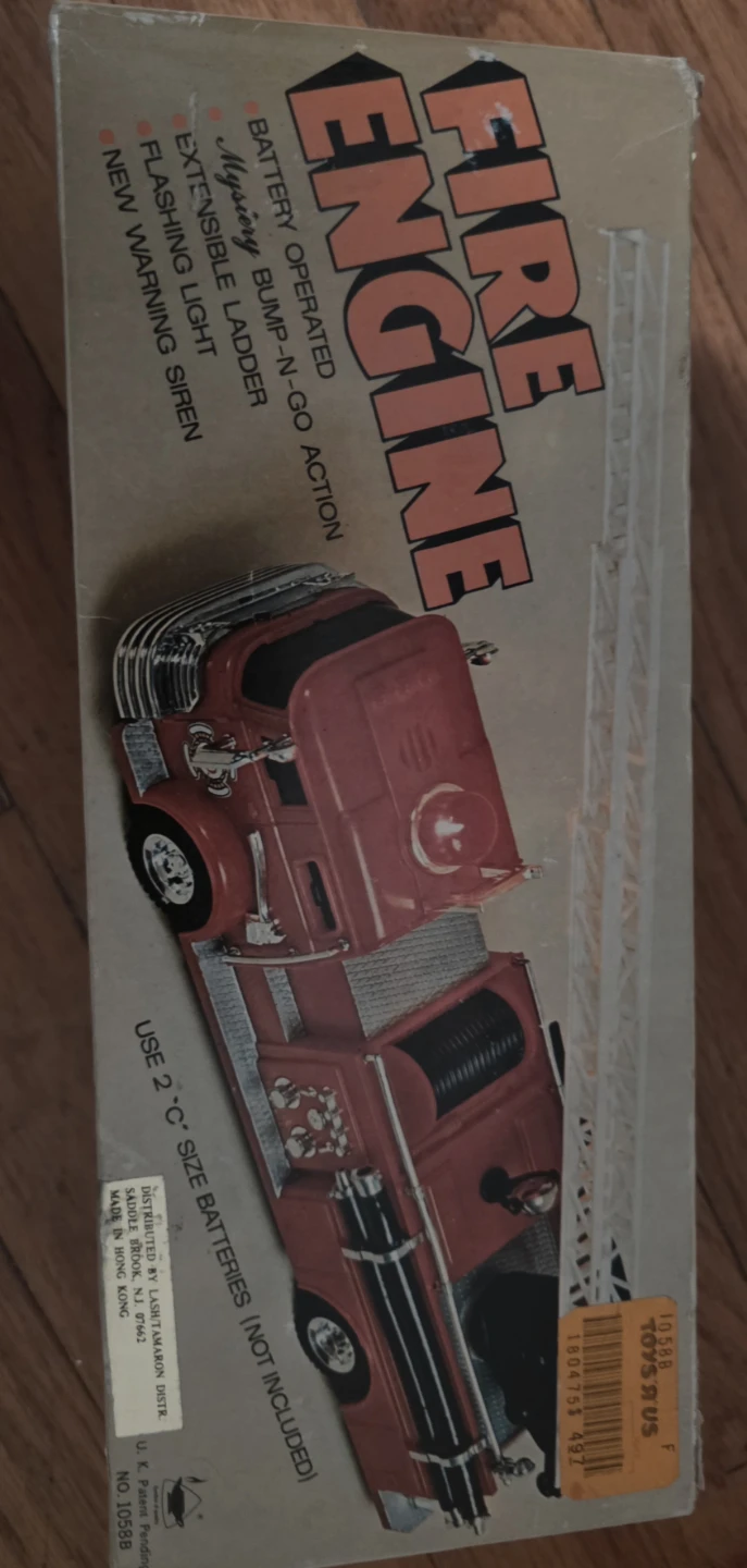 Vintage Battery Operated Fire Engine Toy with Extendable Ladder - photo 3
