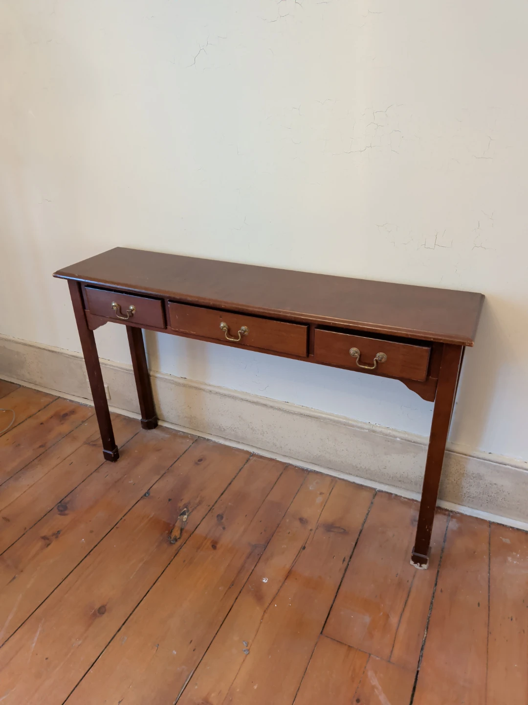 Vintage Hepplewhite-Style Wood Console Table / Sofa Table