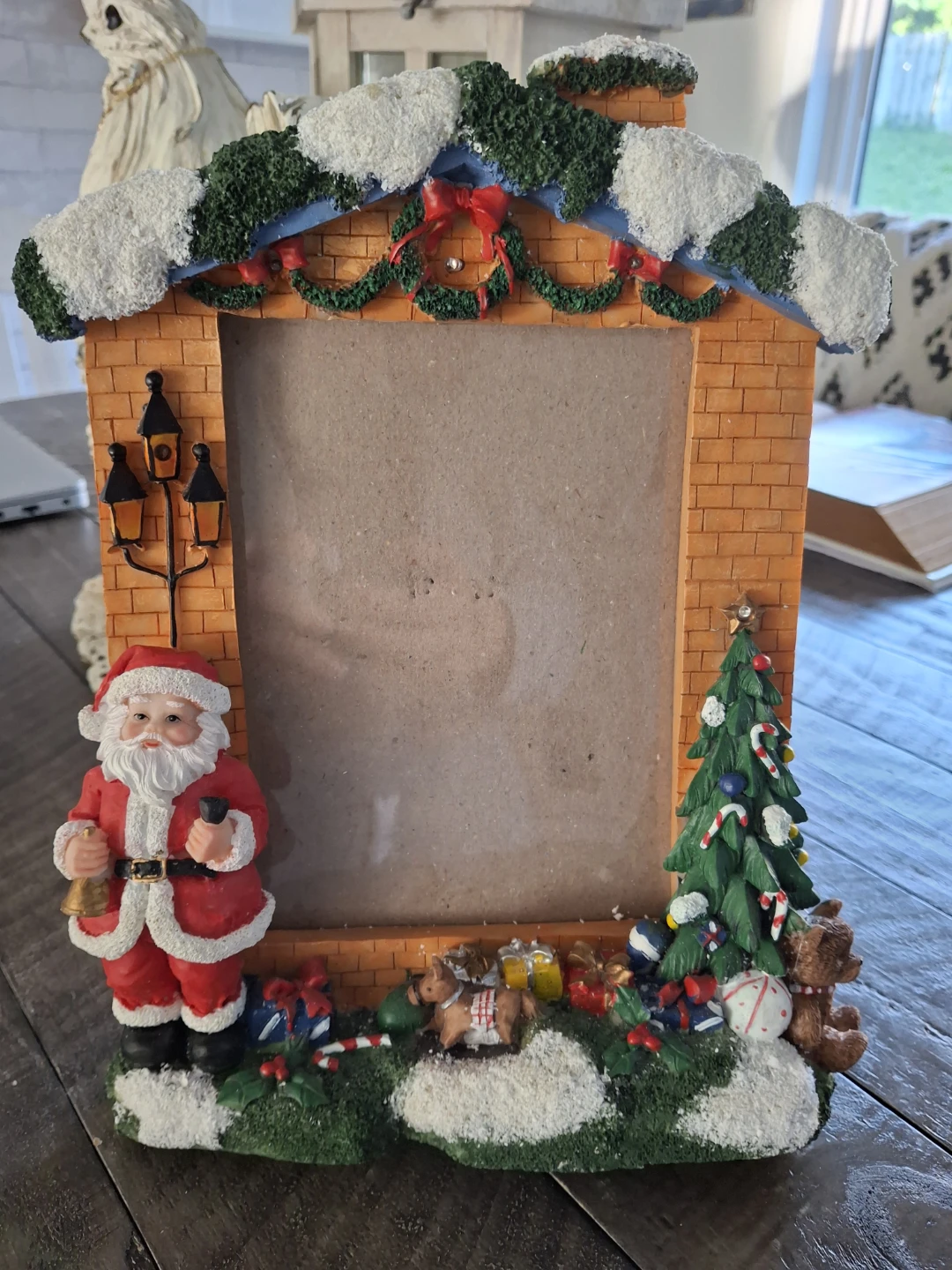 Light up Christmas frame.