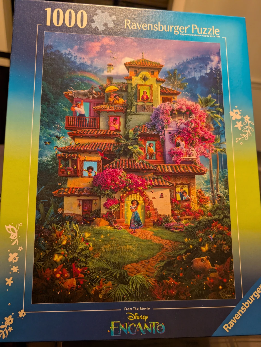 Like New Ravensburger 1000 piece puzzle