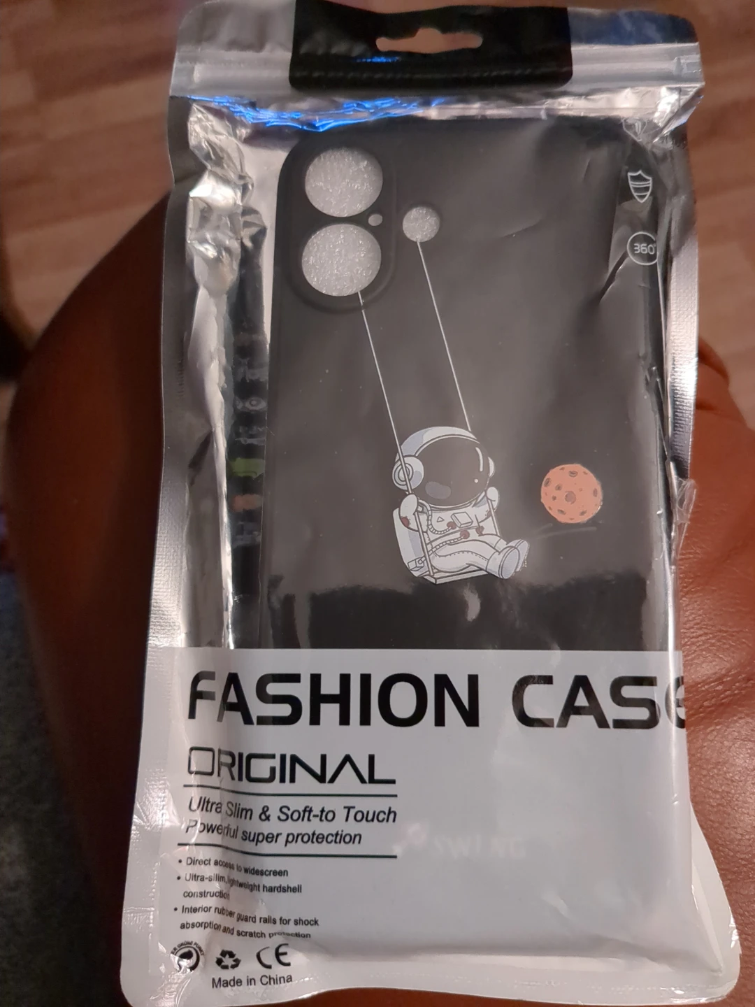 iPhone 16 Case - Astronaut On Swing-Black - photo 4