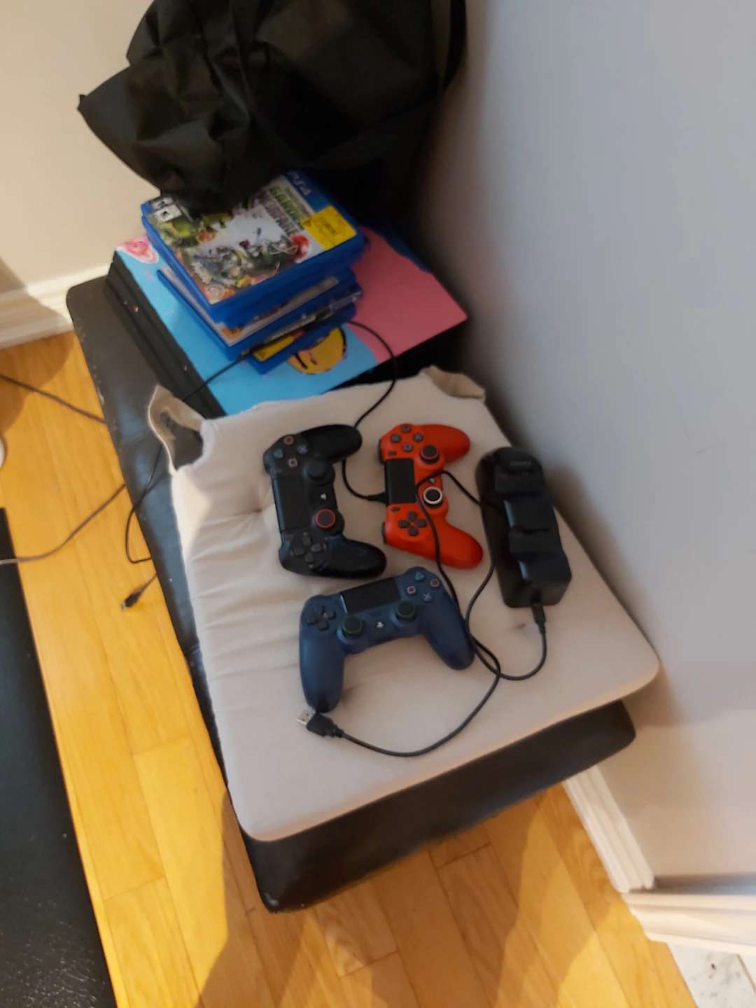 Playstation 4 Controllers and Games