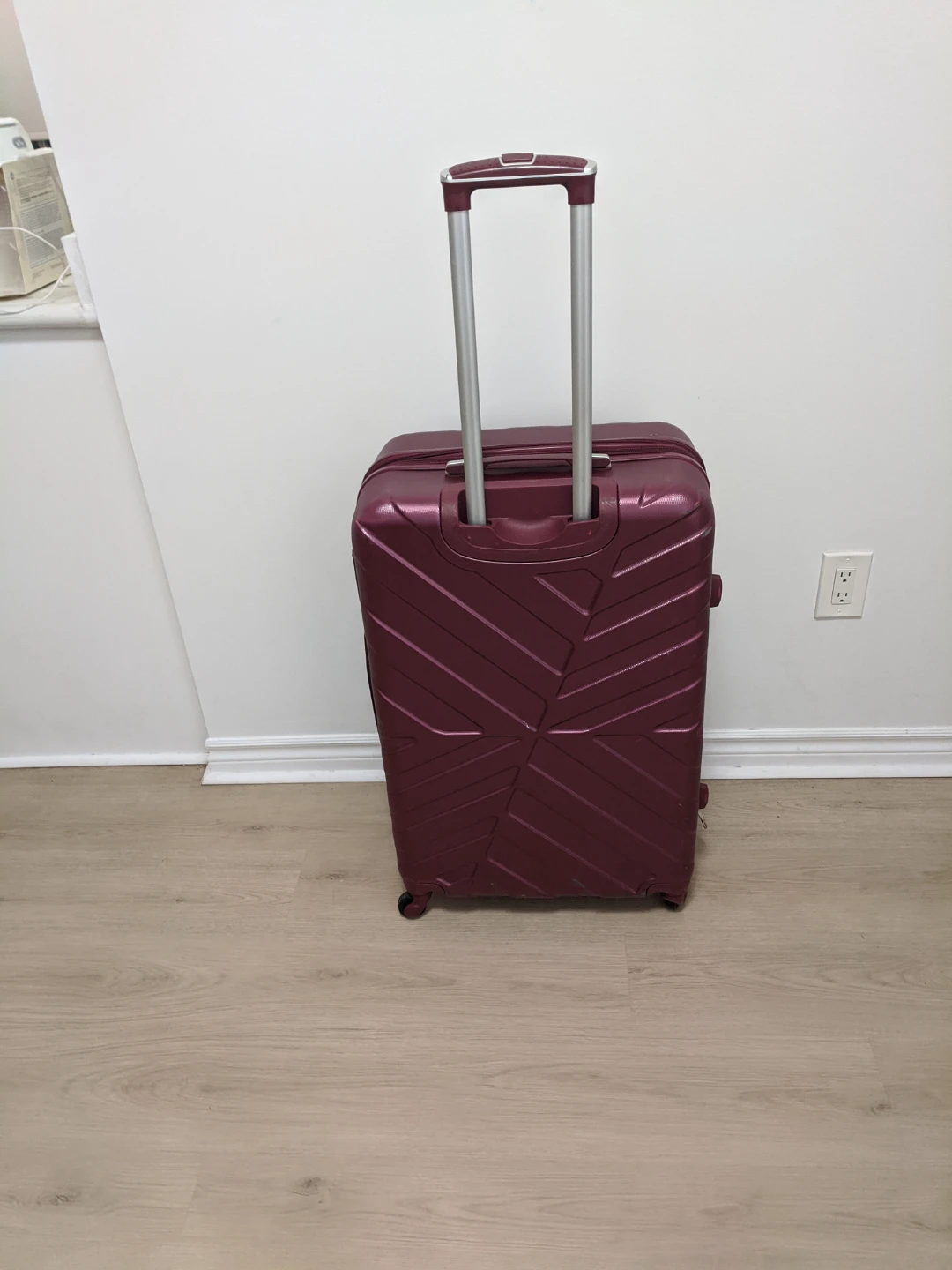 Large hard shell luggage - photo 3