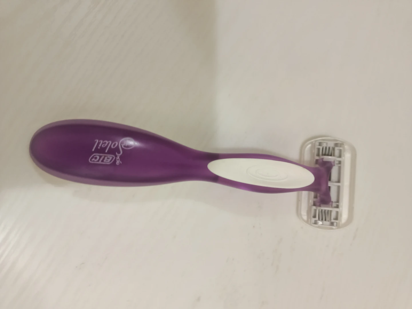 BIC Soleil Disposable Razor🏈