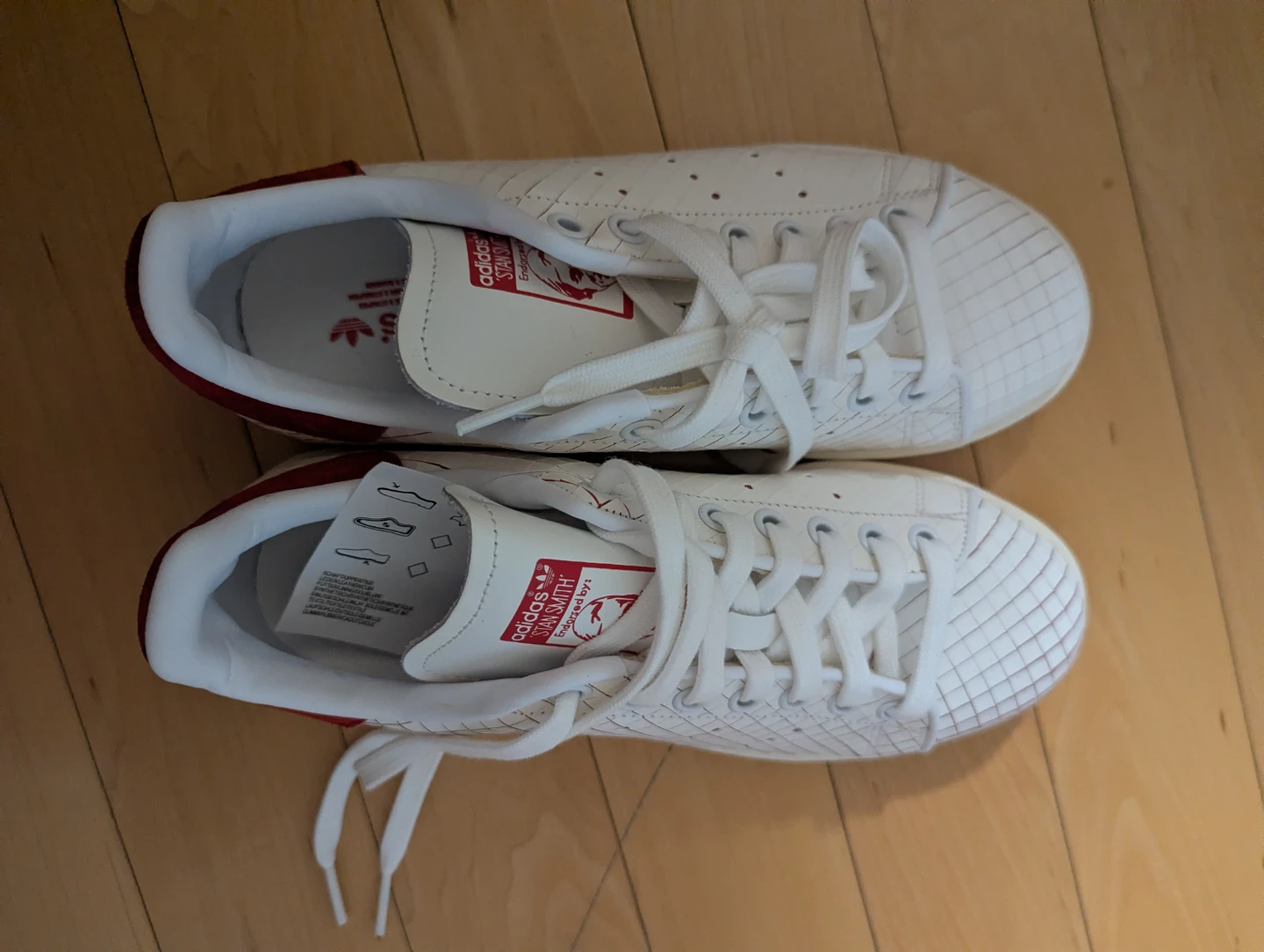 Adidas Stan Smith White and Red Sneakers - photo 2