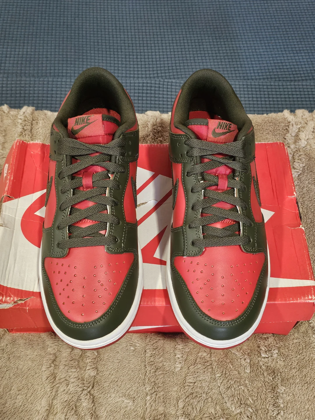 Nike Dunk Low Cargo Khaki Mystic Red