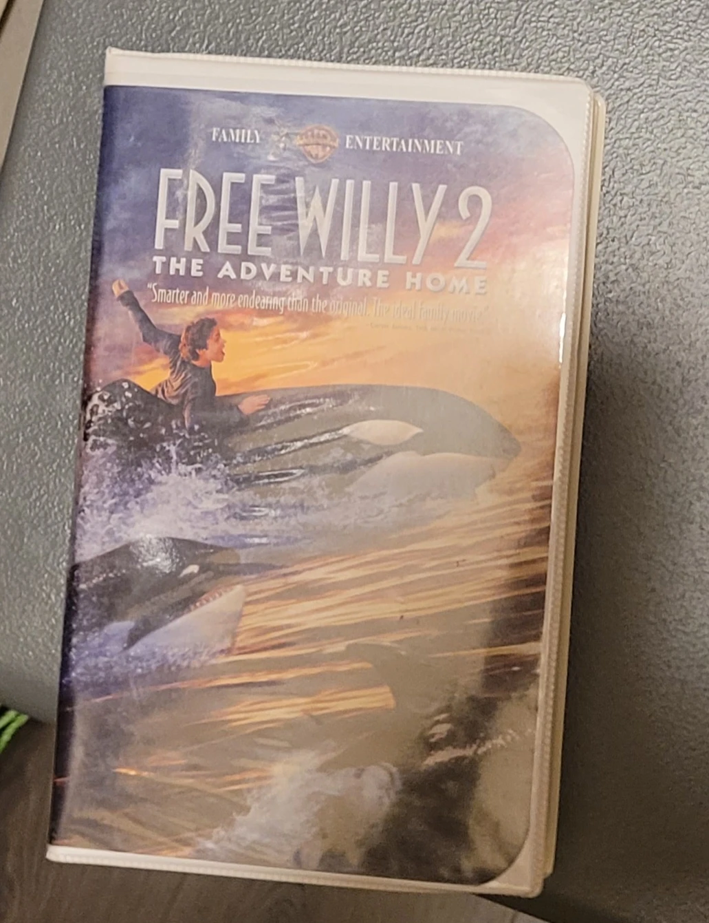 Movies and dishes and picture frames - photo 2