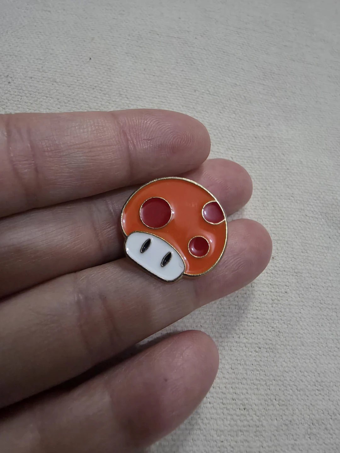 Super Mario Mushroom Enamel Pin 🏈