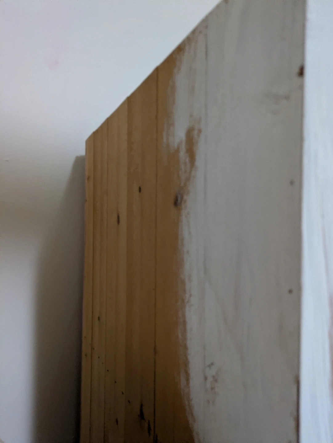 White Painted Wooden Corner Cabinet - photo 3