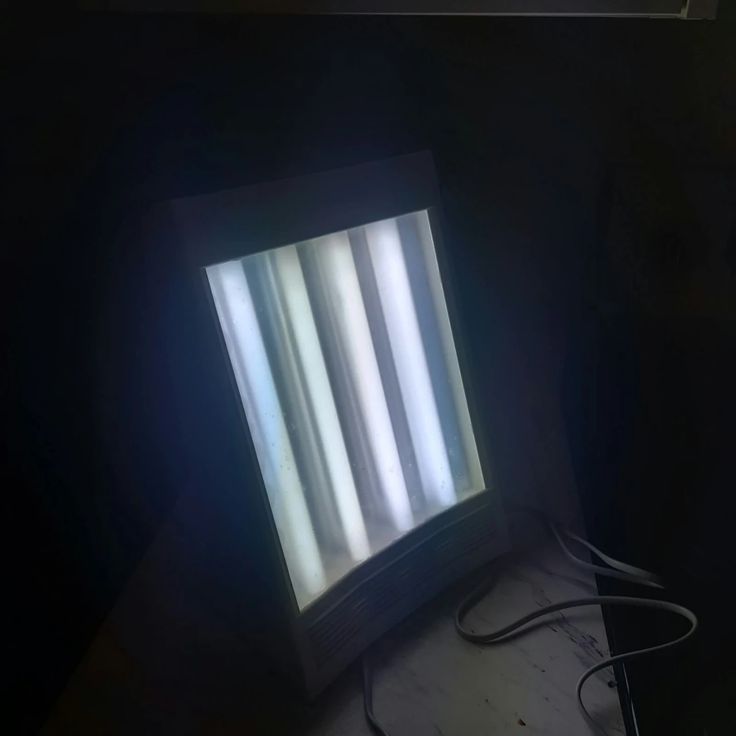 SunTouchPlus Light Therapy Lamp 🏈 - photo 4