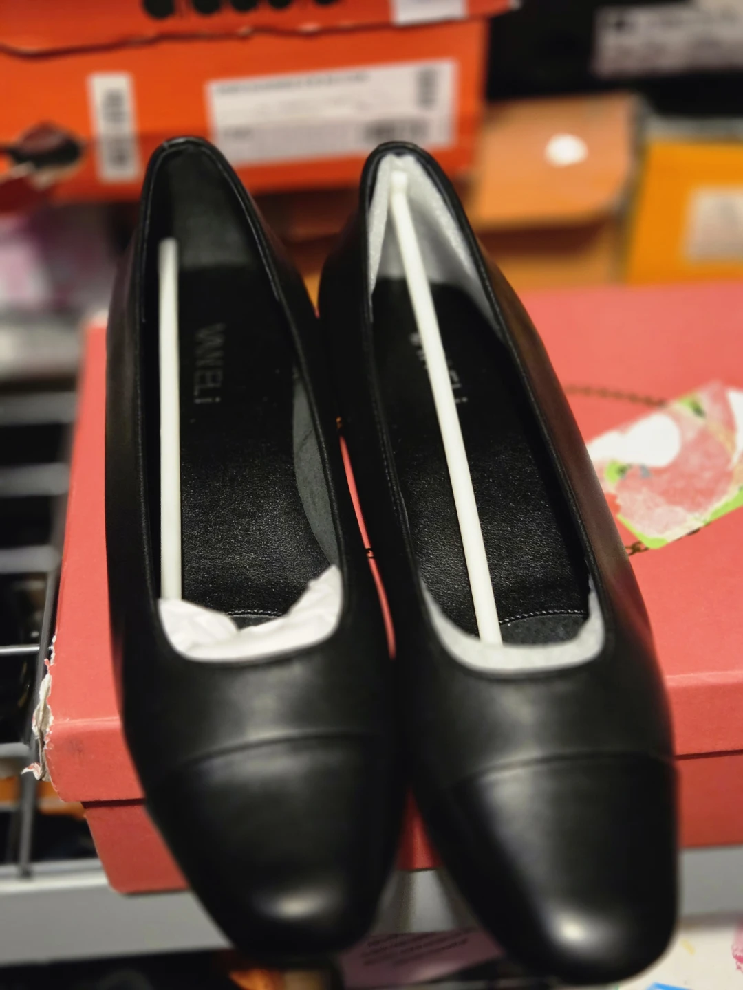 Vaneli Black Leather Flats - photo 2