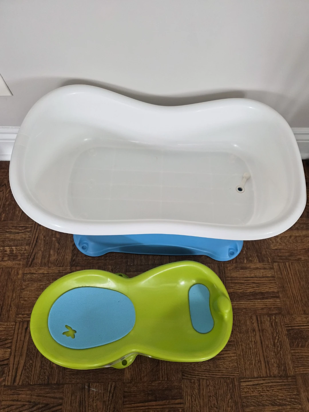 Summer Infant Baby Bath Tub with Support