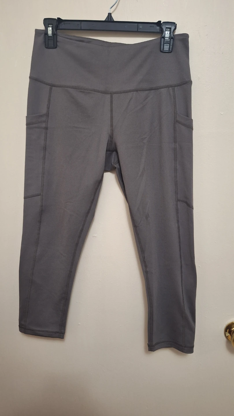Z by Zella Grey Capri Leggings