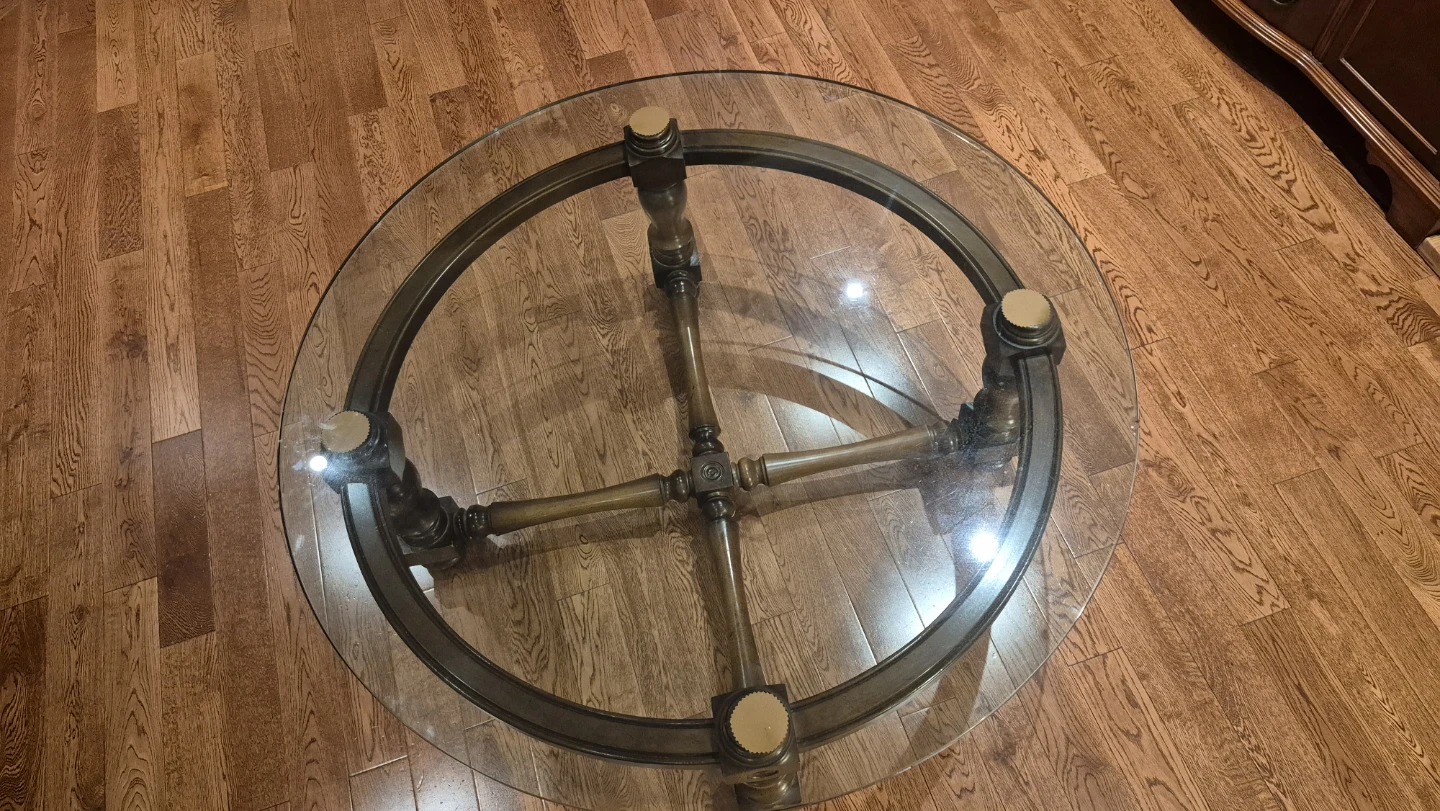 Free ​Classic Round Glass Coffee Table - photo 2