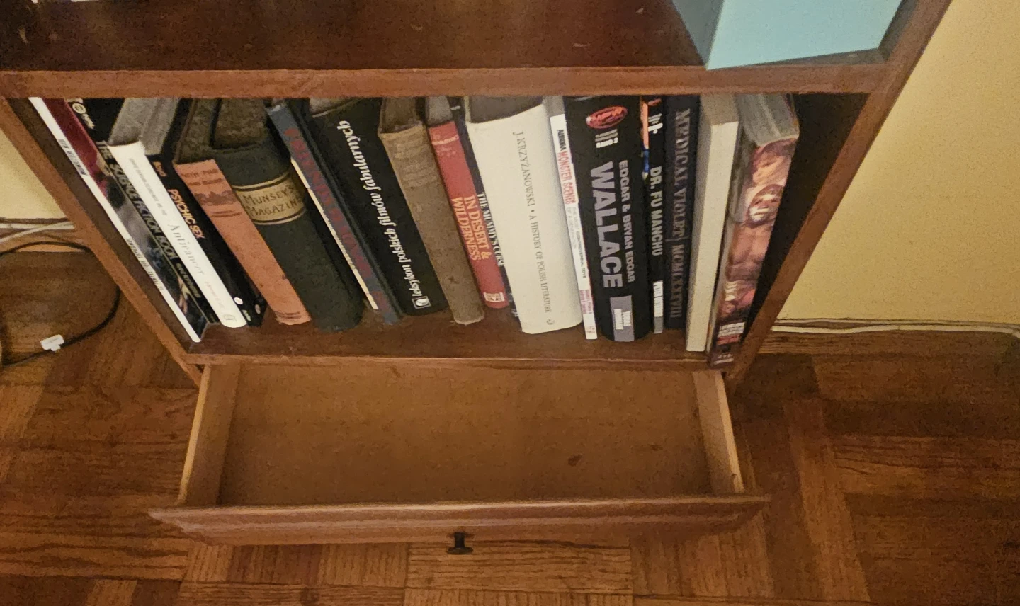 Traditional Wooden Bookcase with bottom drawer - photo 3