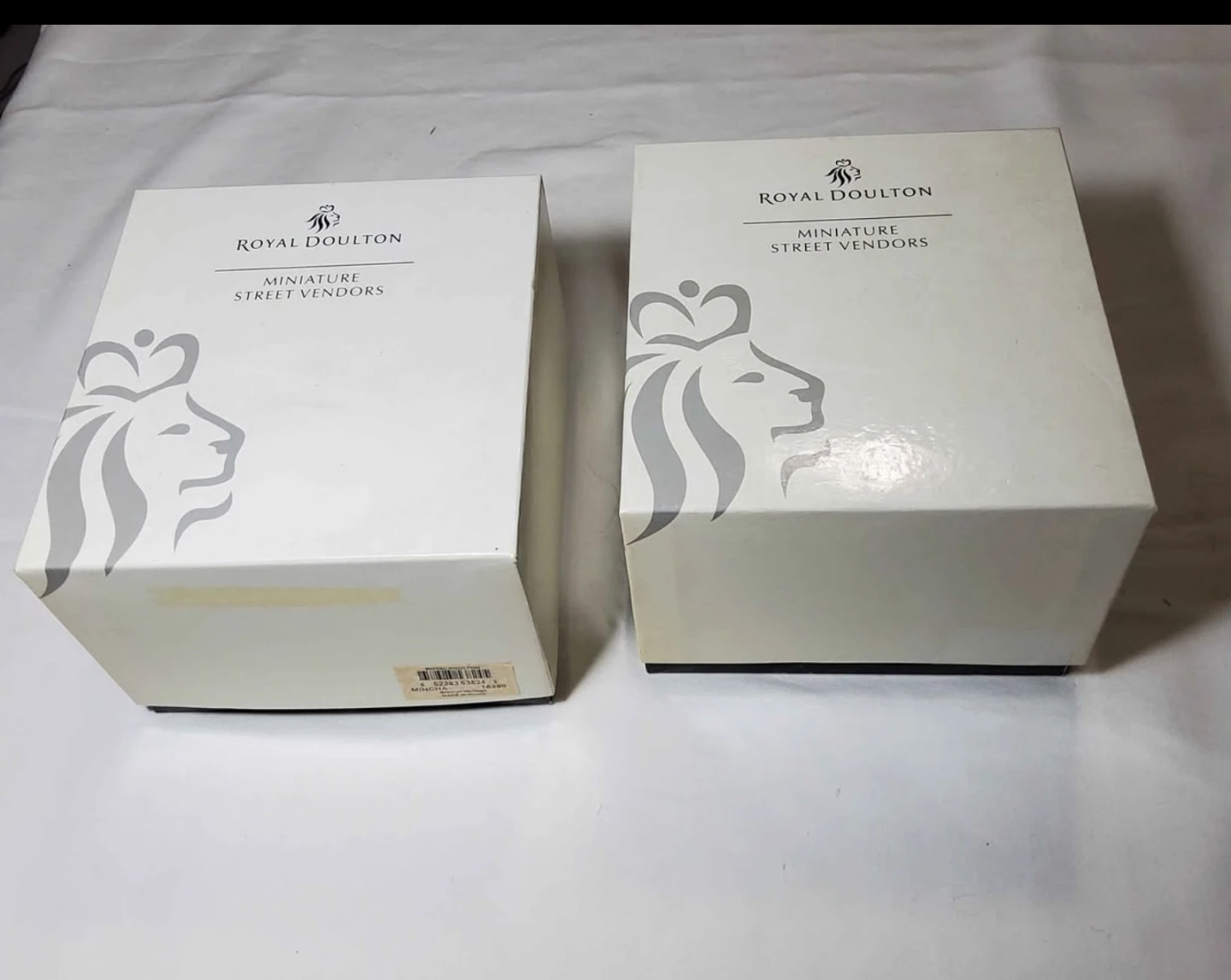 Royal Doulton Miniature Street Vendors Figurines - photo 2
