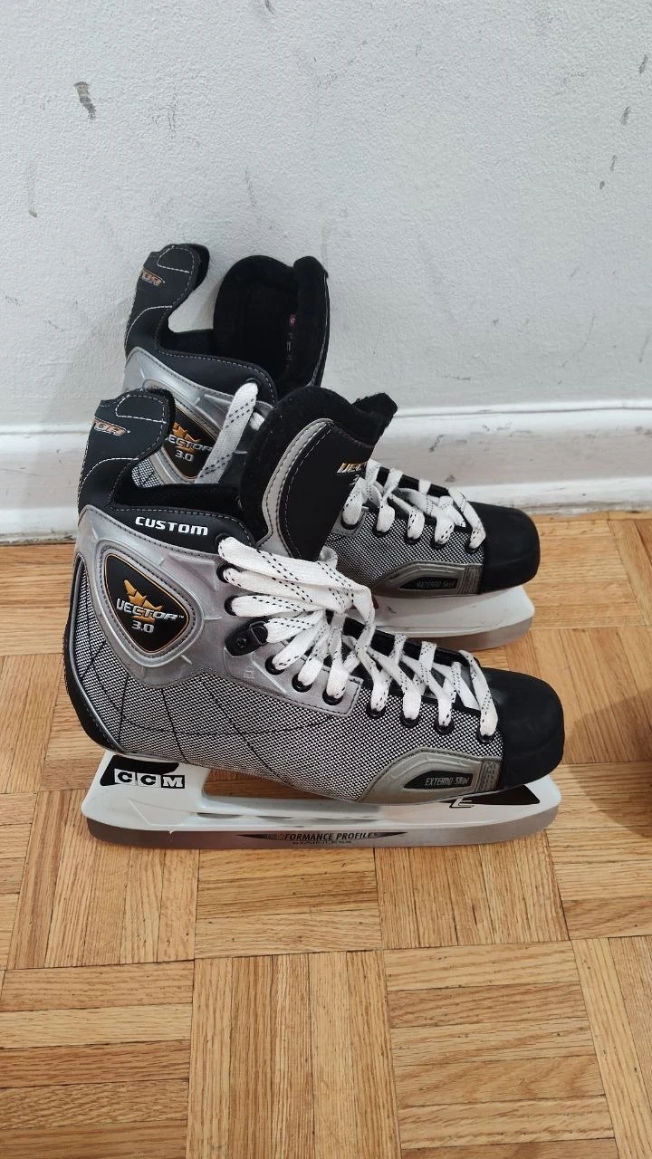 Adult Men's Hockey Gear & Skates Bundle — Size L / Skates 11 - photo 2