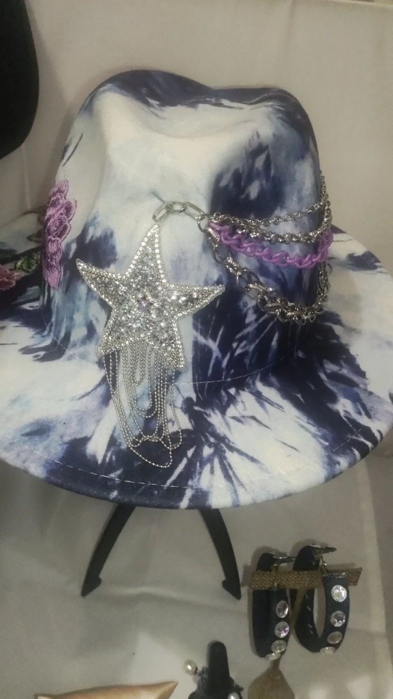 🏈Custom Tie-Dye Fedora with Floral Embroidery and Chains - photo 2