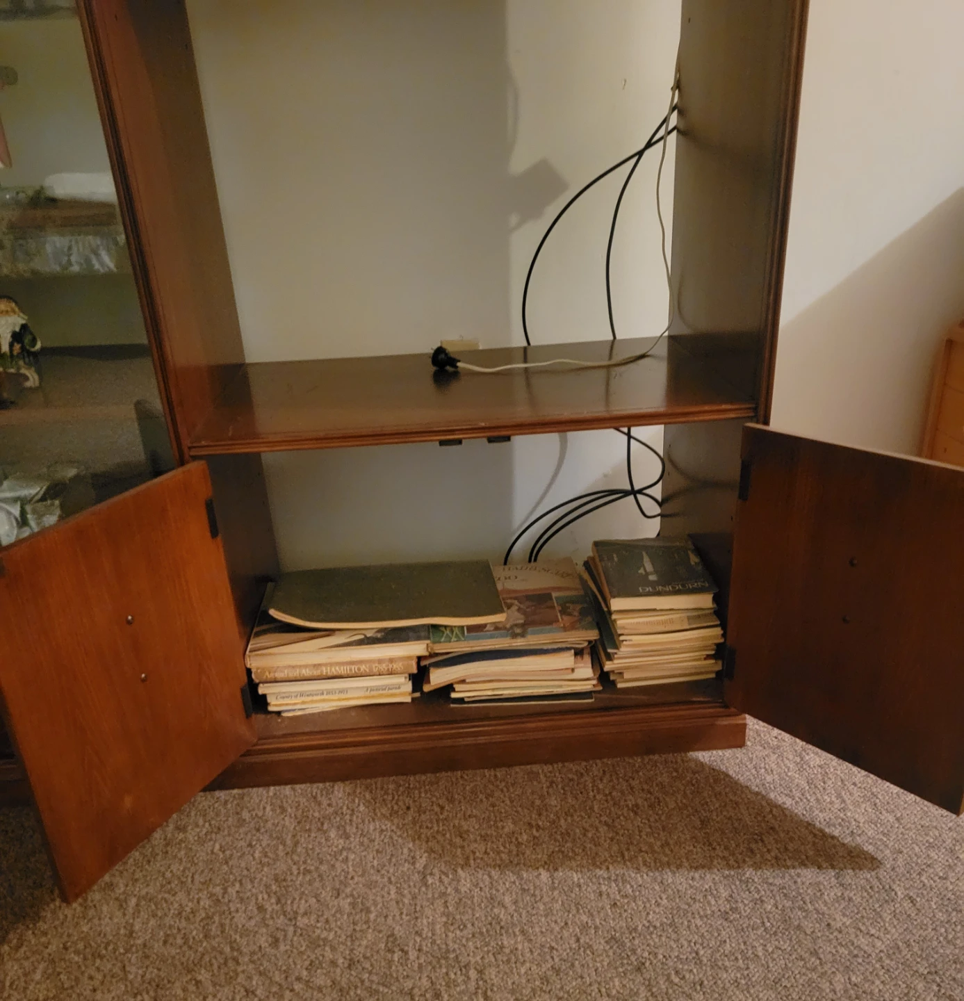 Wooden TV Cabinet - photo 2