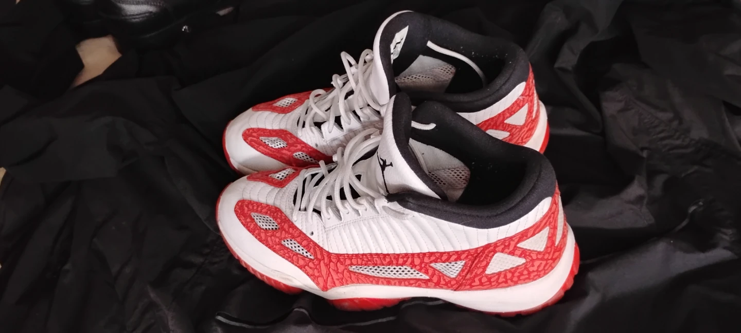 ASSORTED MEN'S GOAT KICKS