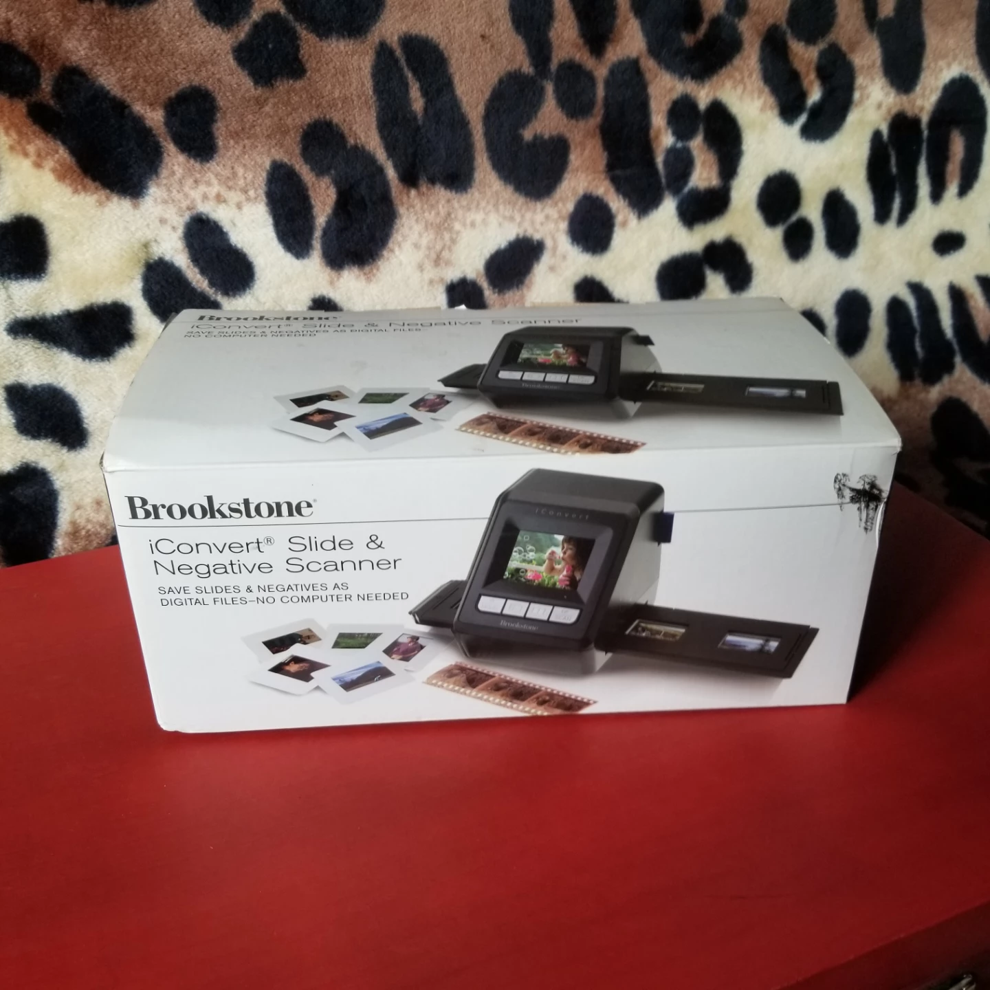 Brookstone iConvert Slide and Negative Scanner