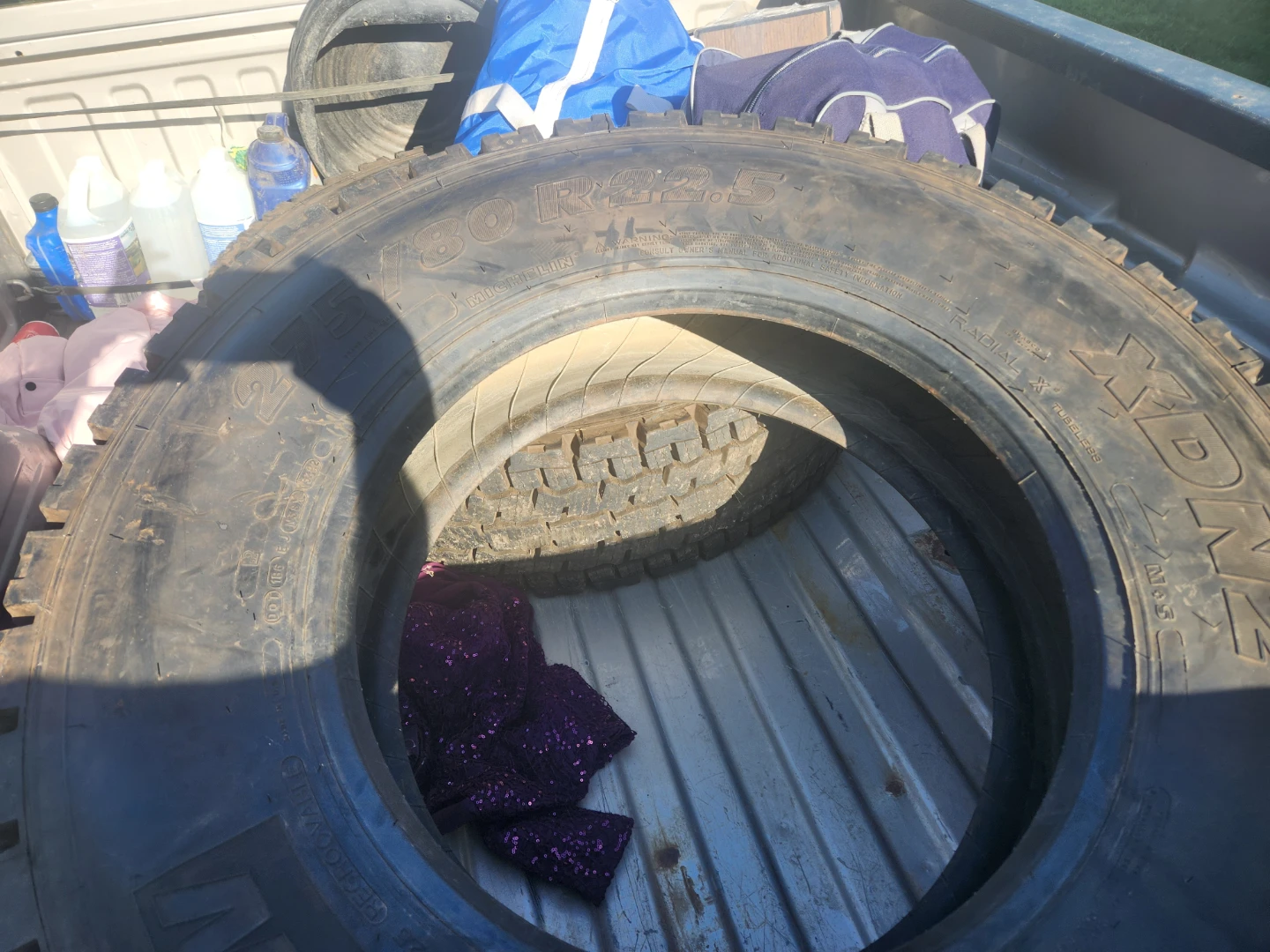 Michelin XDN2 275/80R22.5 Tire