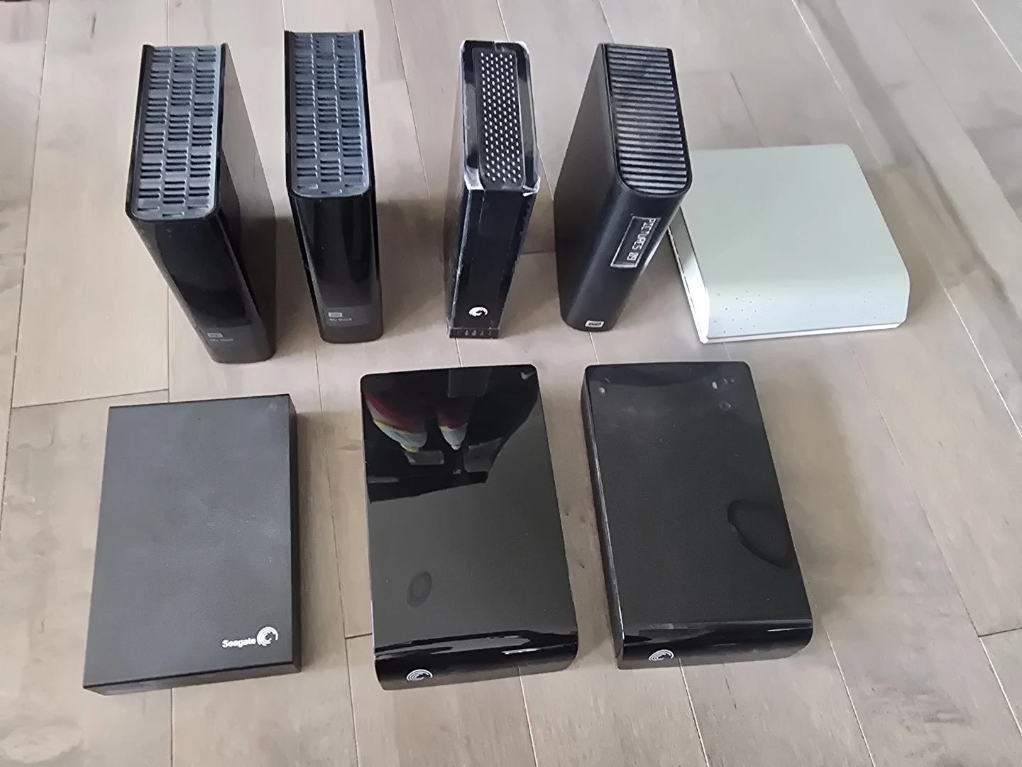 Lot of 8 External Hard Drives