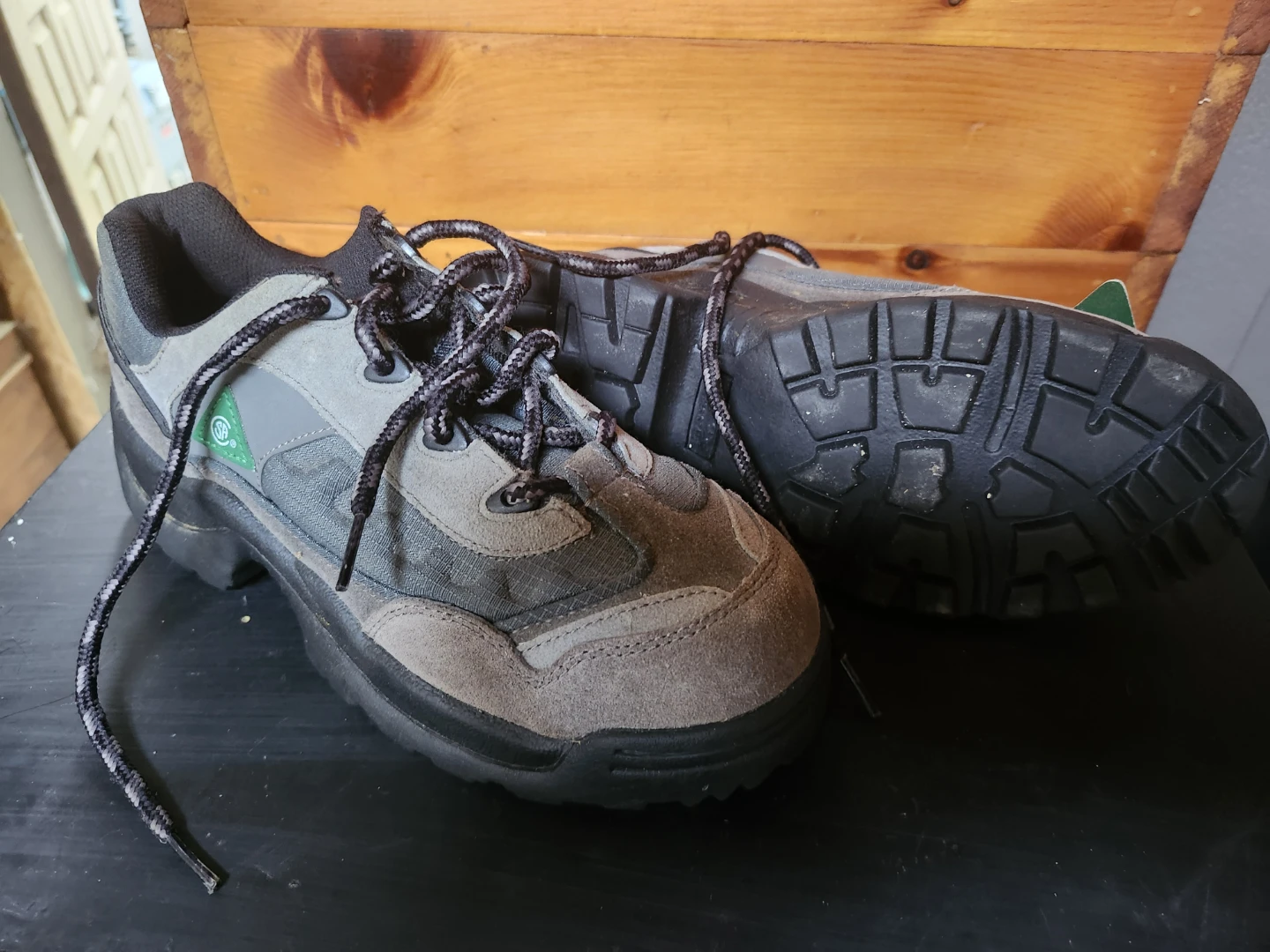 Workload Safety Shoes  women's size 8 never worn - photo 4