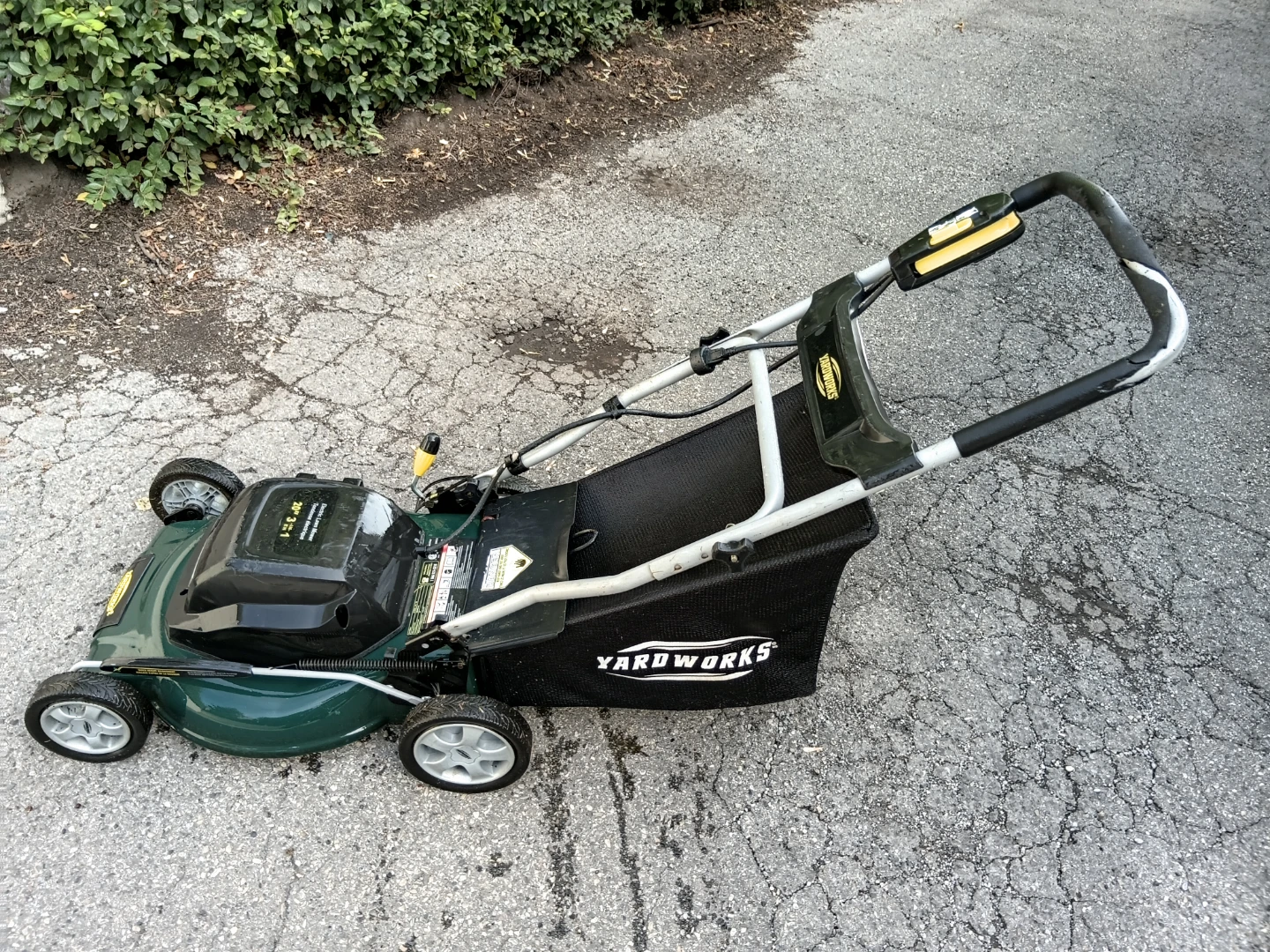 Yardworks 20" Premium 3-in-1 Electric Lawn Mower