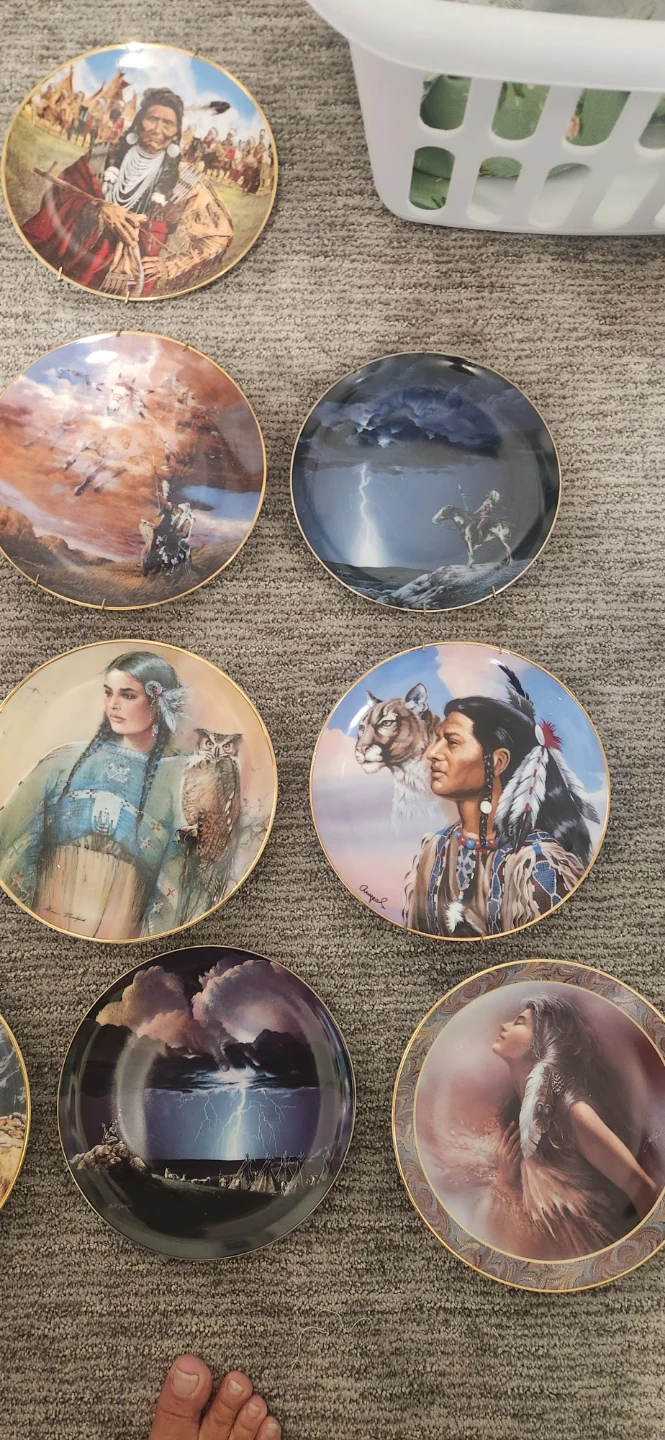 Plate collection - photo 2