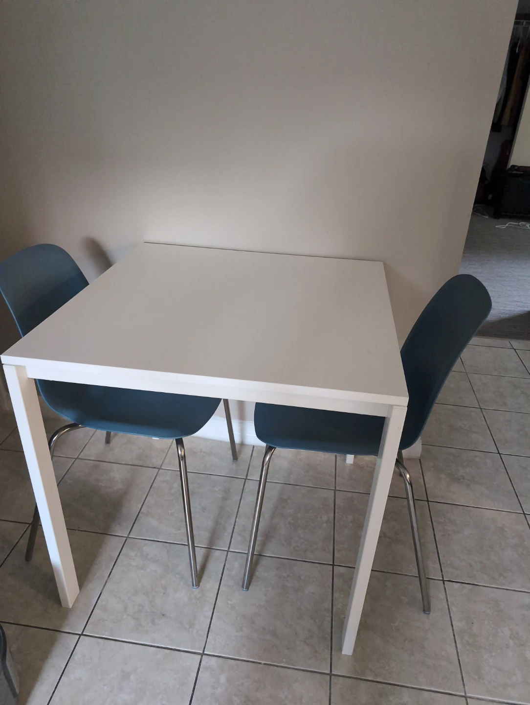 Mini Dining table with two chairs
