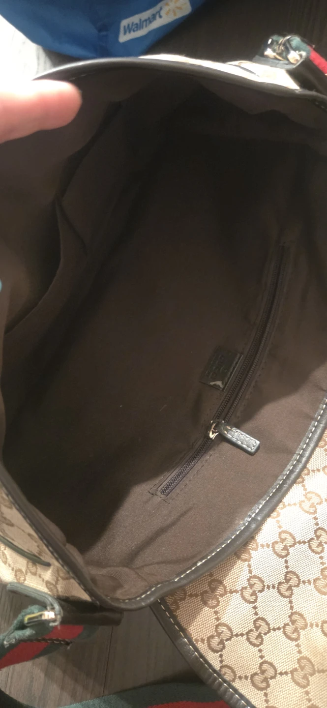 Gucci GG Canvas Messenger Bag - photo 3