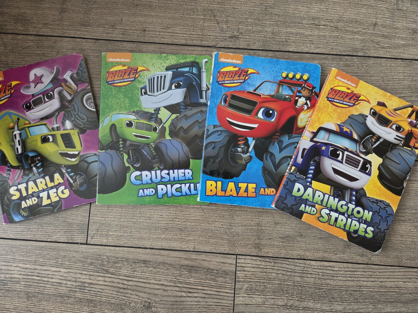 🏈 Assorted Children's Picture Books - photo 3