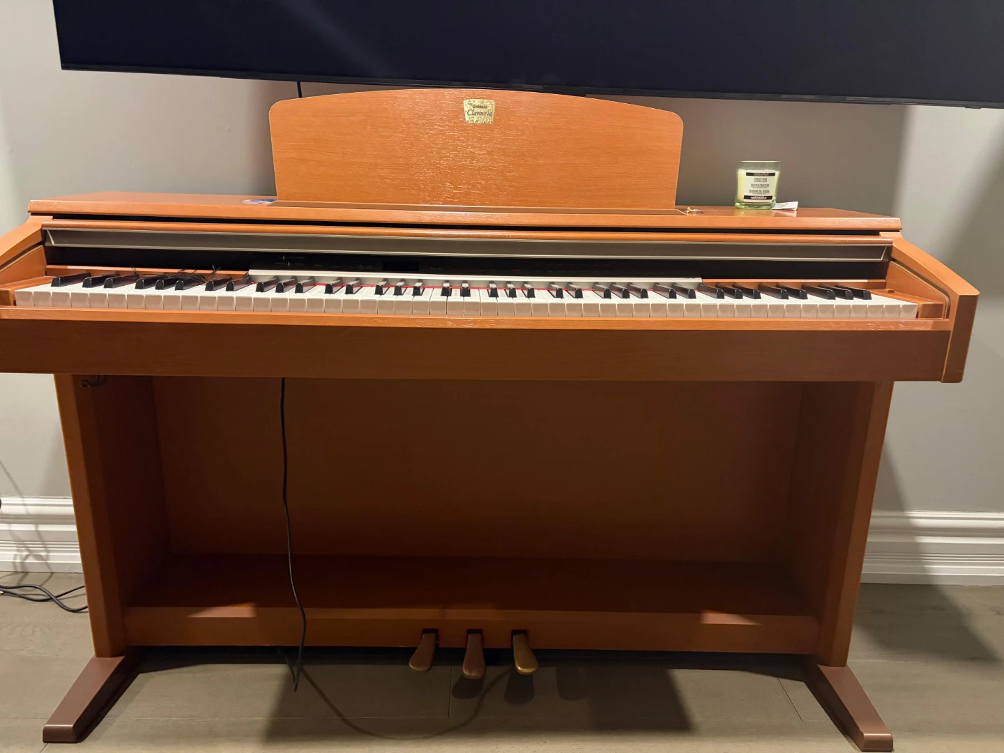 Yamaha Clavinova CLP-120 Digital Piano