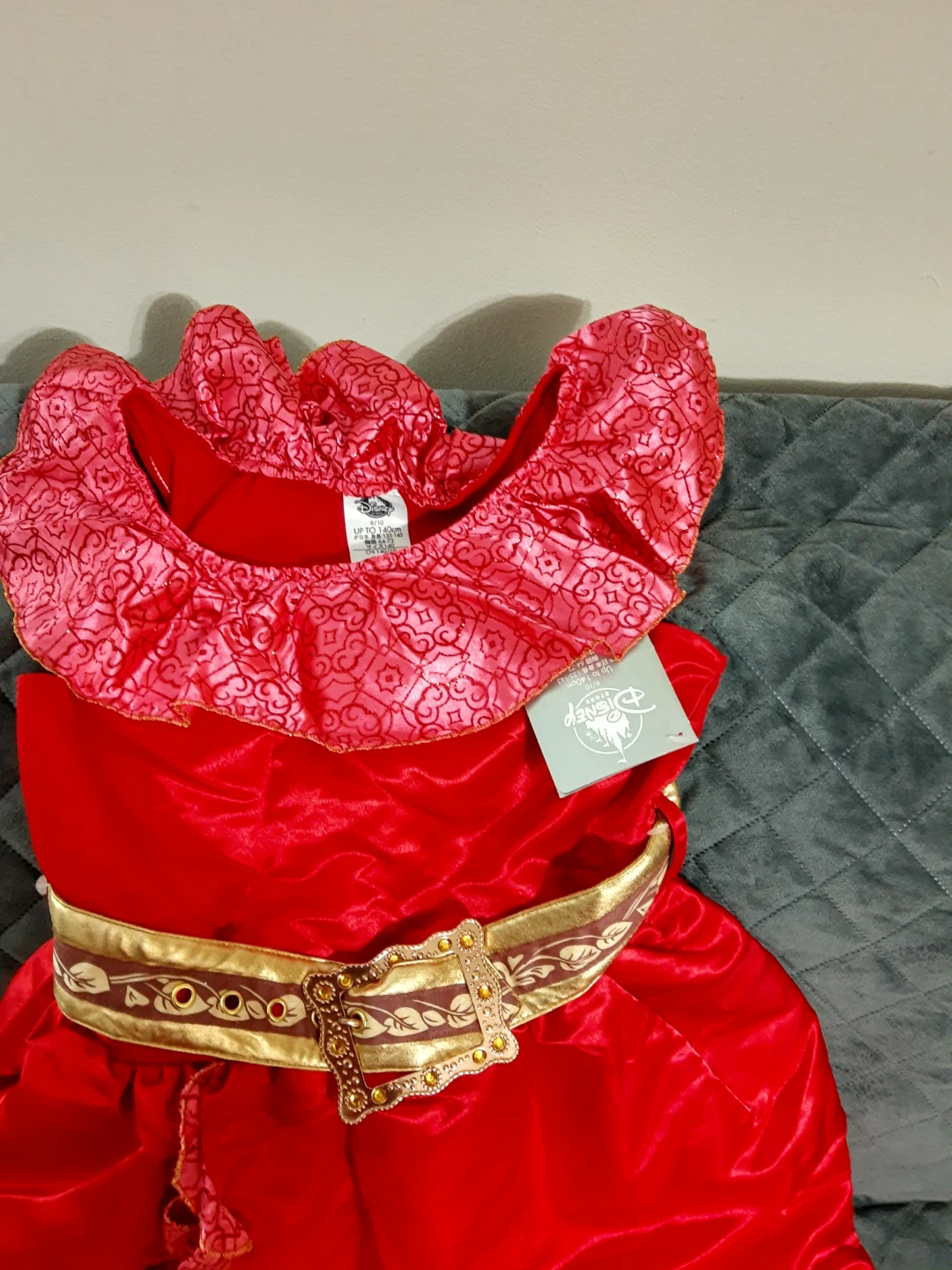 Brand New Disney store  Princess Elena  9/10 - photo 4